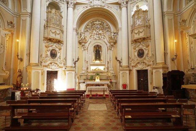 L'interno del santuario