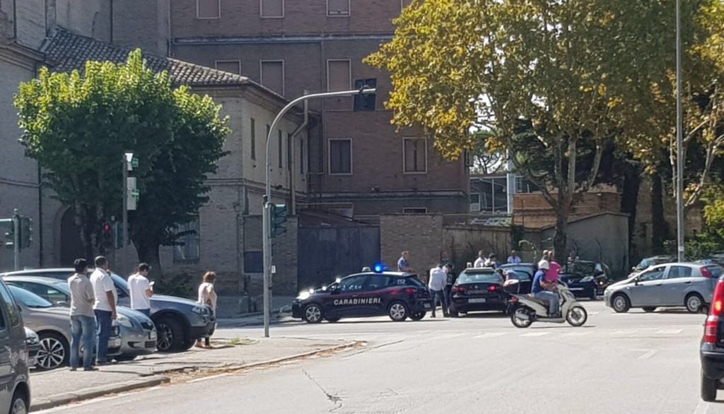 L'arresto in via San Francesco a Jesi