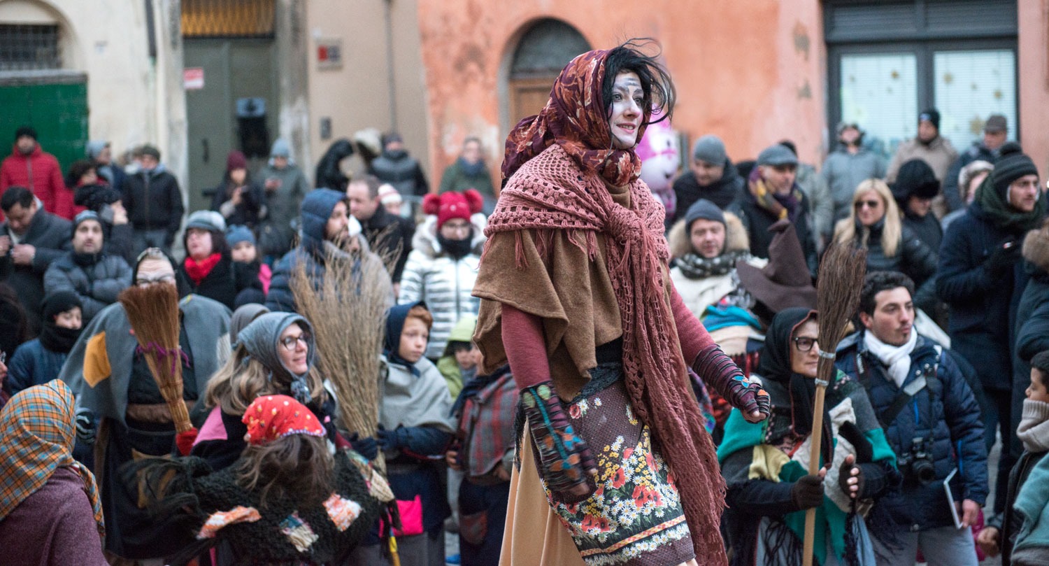 Viva la Befana! – Una Vespa Per Due