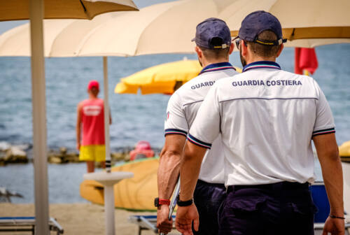 Pesaro, tragedia a Sottomonte: 17enne trovato morto in mare