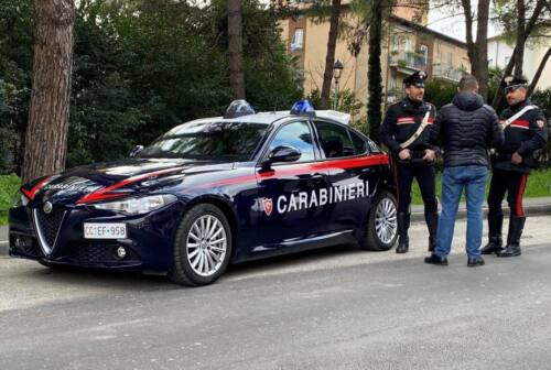 Jesi: viola l’obbligo di permanenza domiciliare notturna in città e va in giro per la Vallesina, arrestato 23enne