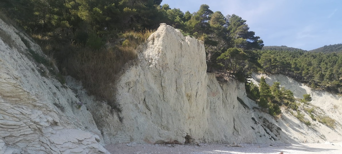 Il costone a San Michele a Sirolo