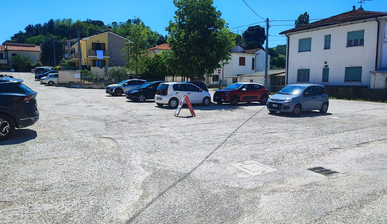 Il parcheggio di strada della Passera, nella frazione di Borgo Passera, sarà oggetto di lavori pubblici