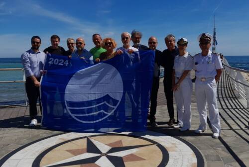 Pesaro: issata la bandiera Blu al moletto, ma quest’anno manca quella di Levante