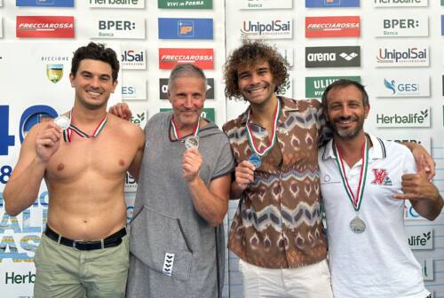 Nuoto, la stella Leonardo Belfioretti illumina la Vela Ancona agli Italiani master