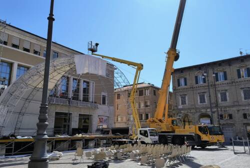 Pesaro, presto il nuovo palco in piazza del Popolo e contenuti inediti per la Biosfera