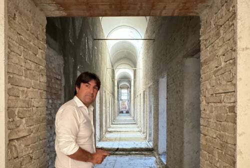 Rocca Costanza riapre alle visite: accessibili il chiostro, l’antica cappella, gli affreschi e il bastione