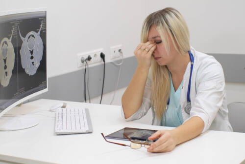 Veterinari in burnout, Cassarani (Sivelp): «Clientela esigente e aggressiva. Le dottoresse rischiano»