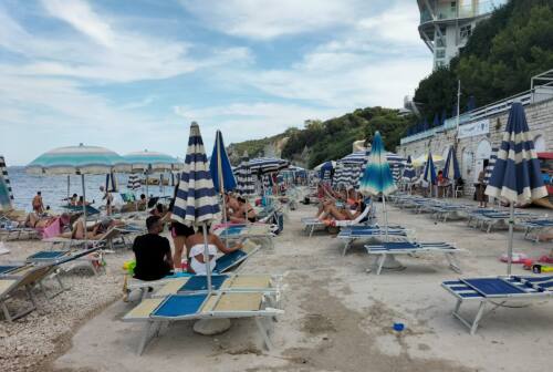 Ancona, al Passetto «troppe buche». Il sogno di Cerusico: «Vorrei una spiaggia stile Copacabana»