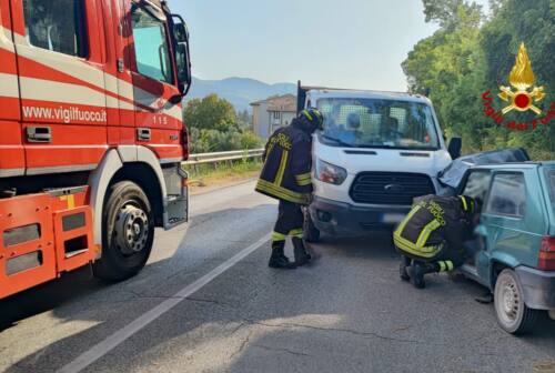 Incidente stradale a San Severino: due persone finiscono all’ospedale