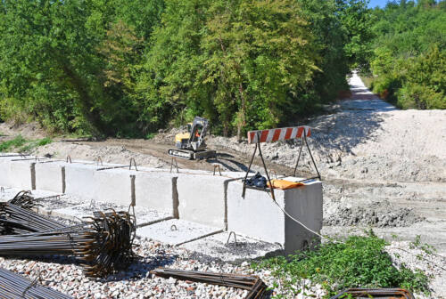 Alluvione 2022, lavori sui ponti: sopralluogo sui cantieri di Frontone e Serra Sant’Abbondio