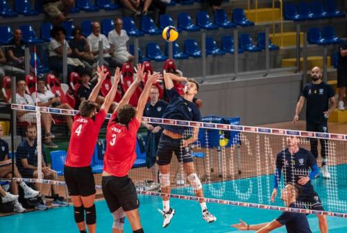 Pallavolo, la Cucine Lube vince il primo derby stagionale