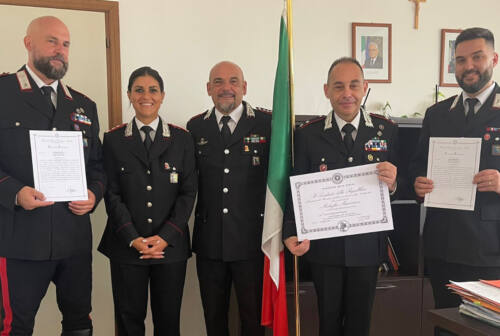 Senigallia, dieci lustri di servizio: riconoscimento per il comandante Ridente. Encomio per due carabinieri