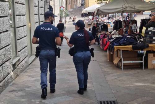 Ancona: tre anni con il poliziotto di prossimità, tra pattugliamenti in centro e presenza nelle scuole