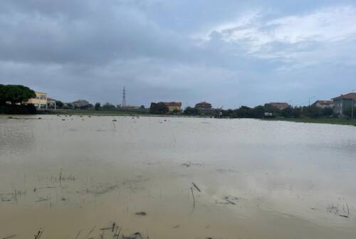 Maltempo, allagamenti e disagi nelle Marche. Domenica allerta sulla costa