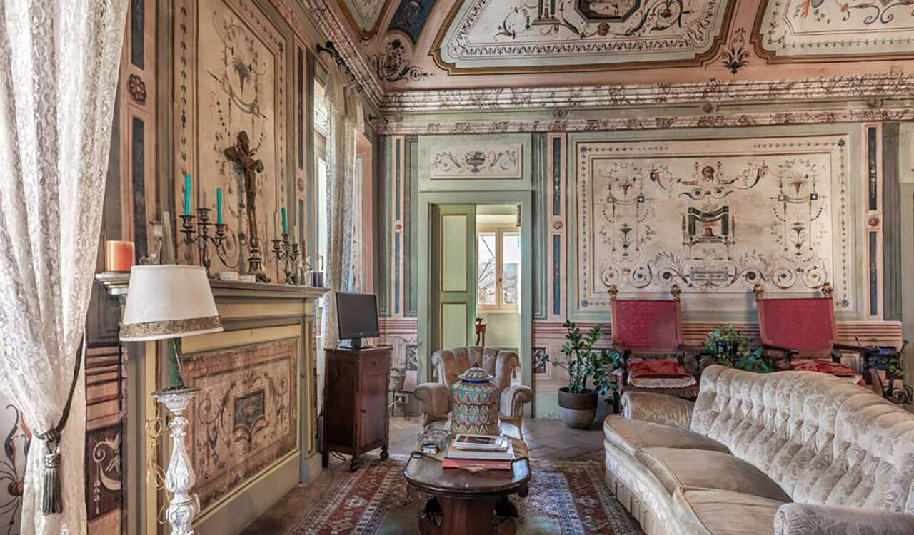 L'interno di Palazzo Borgiani a Mergo (Foto: Fai)