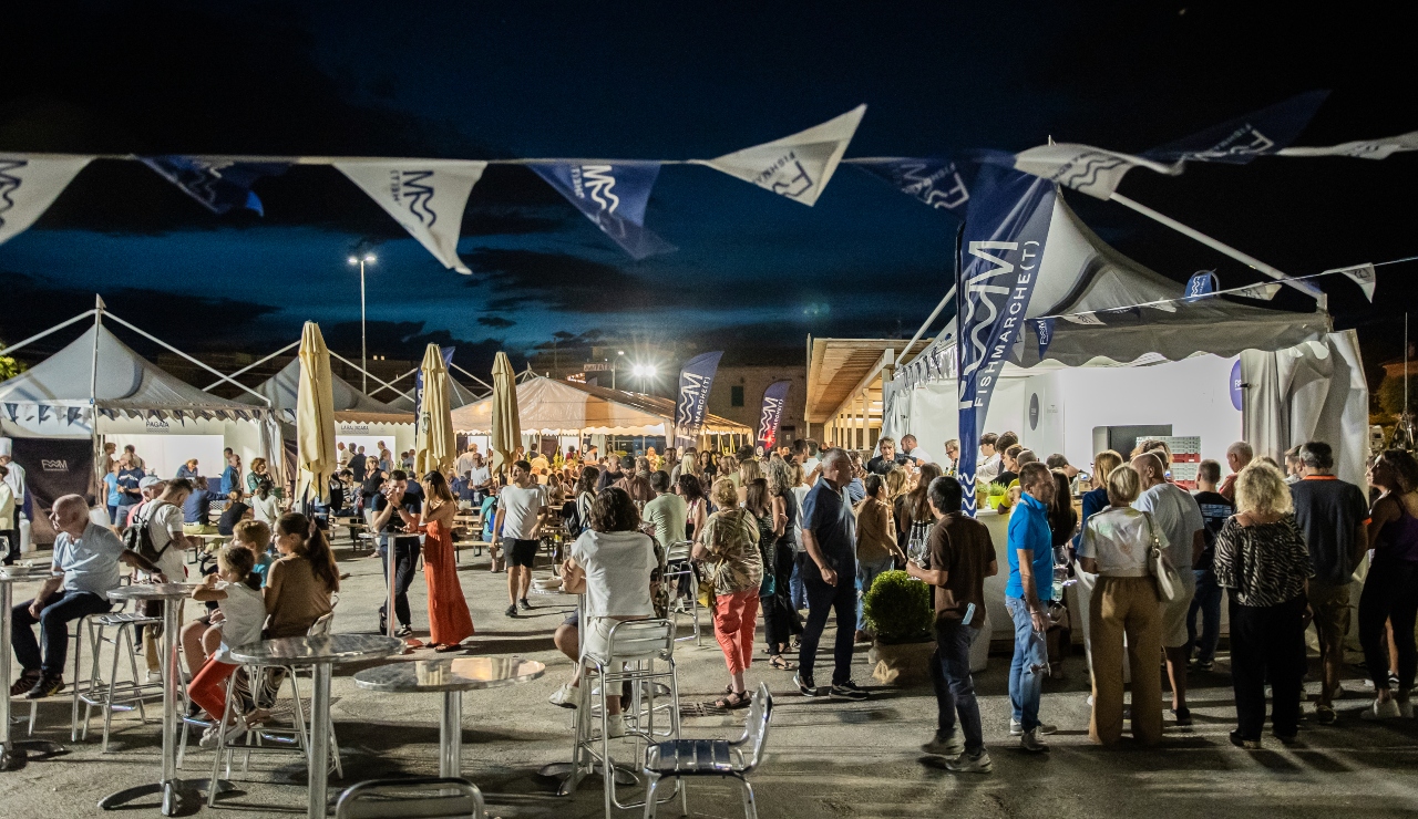 Fishmarche(t) al porto Della Rovere di Senigallia