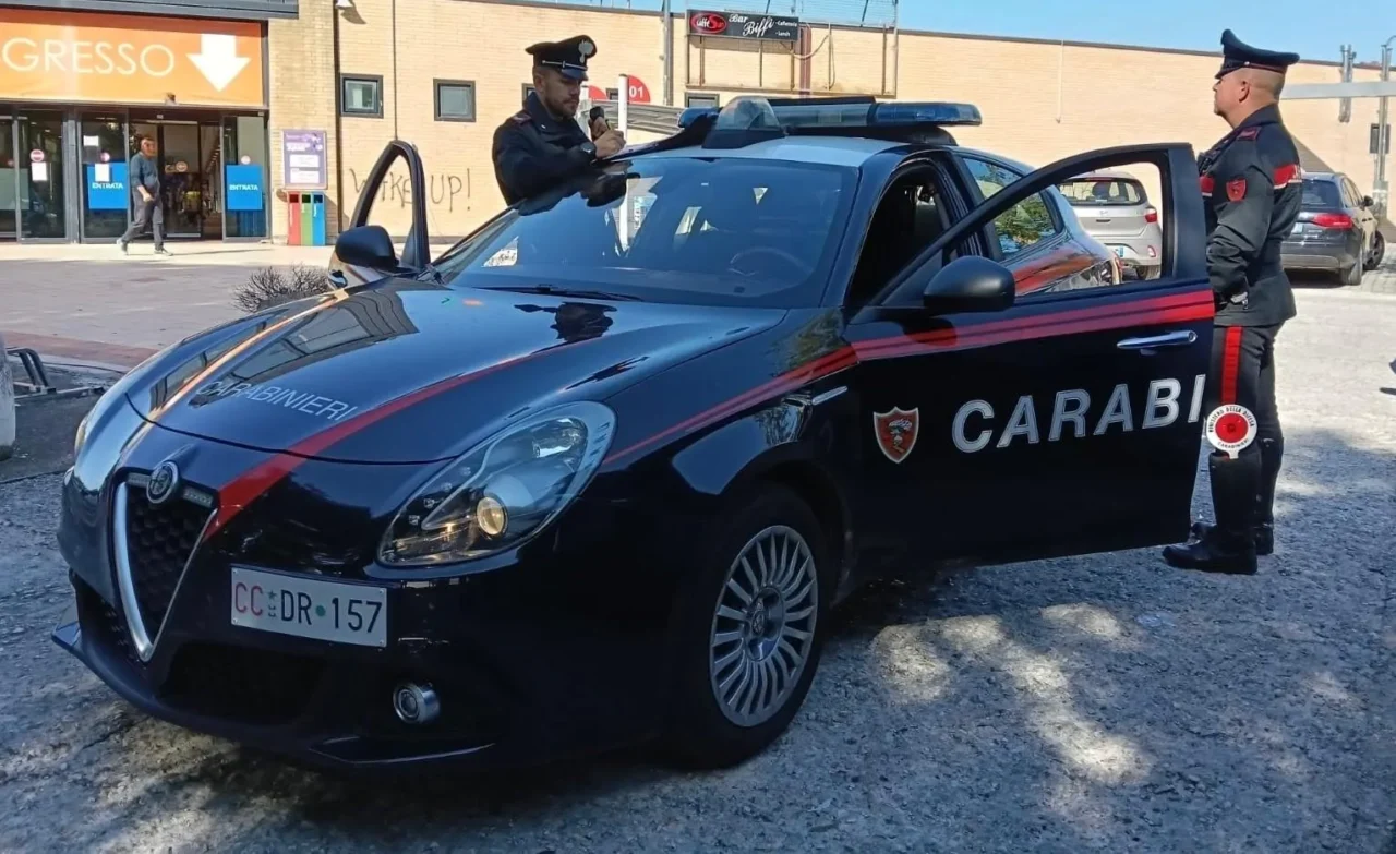 Jesi, carabinieri