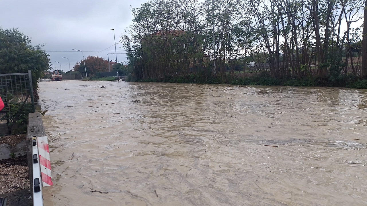 Maltempo, a Senigallia ancora chiuso un tratto di Statale Adriatica Nord