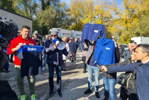 Piceno in ansia per la Beko, il sindaco di Comunanza: «Andrò dalla Meloni»