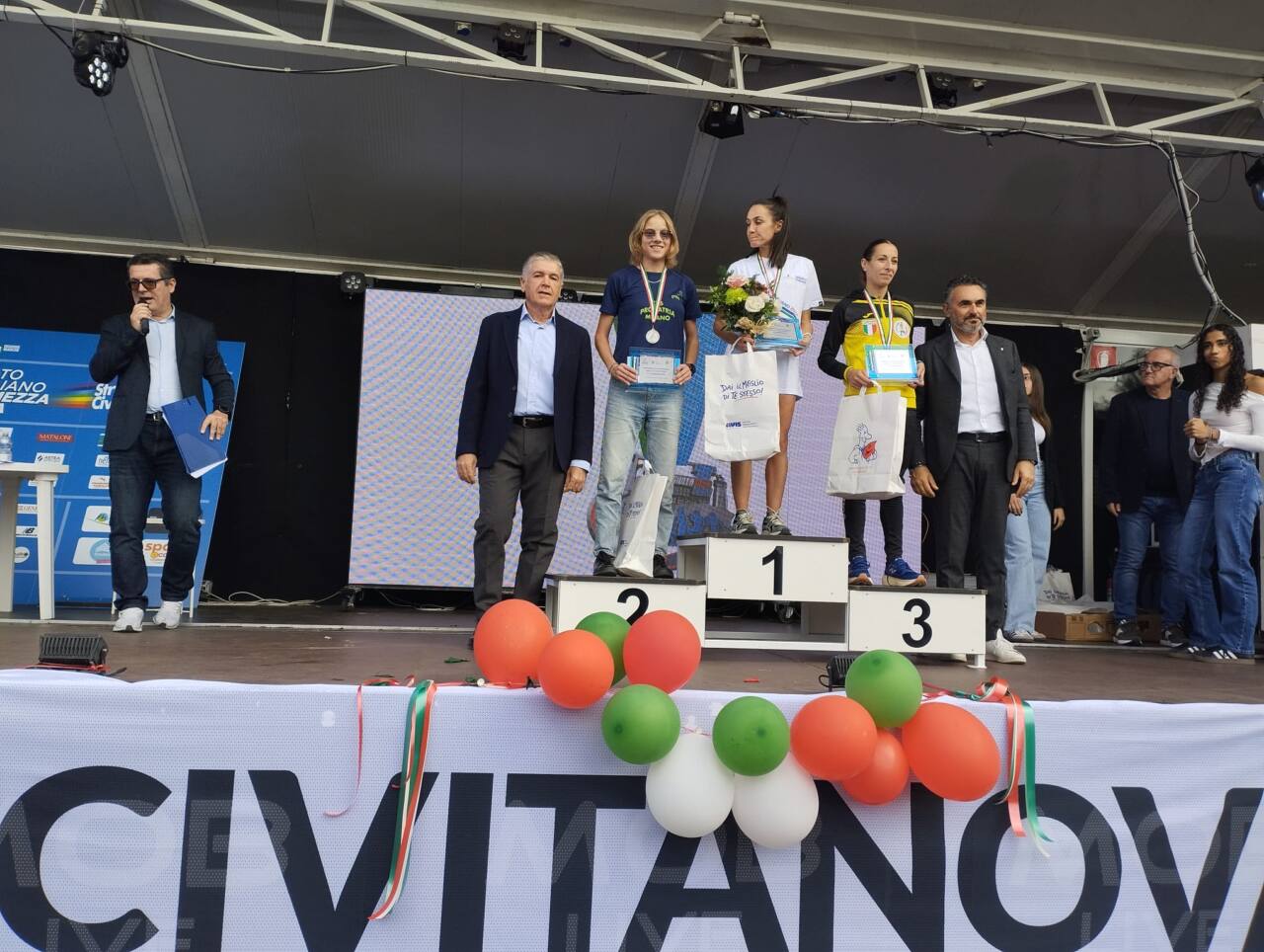 Il podio femminile dei Campionati Italiani di mezza maratona