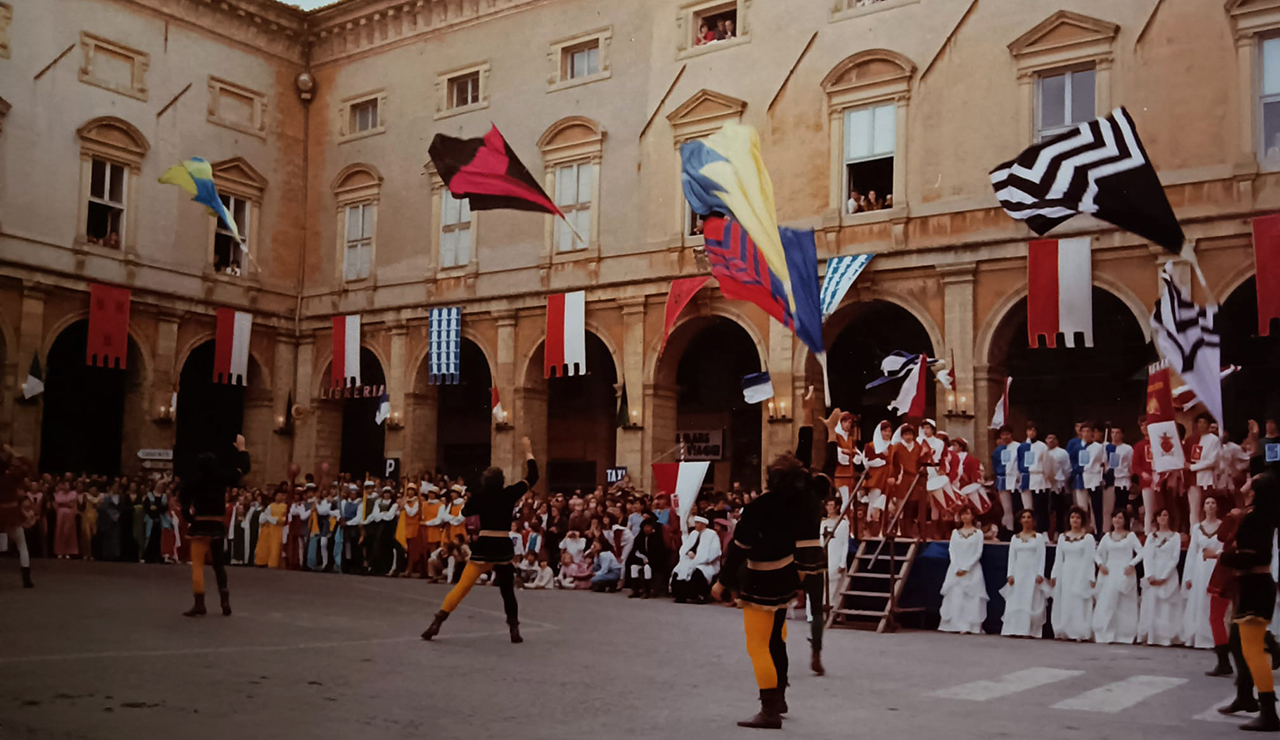 Camerino, Corsa alla Spada e Palio: la famiglia Magini dona il proprio archivio fotografico