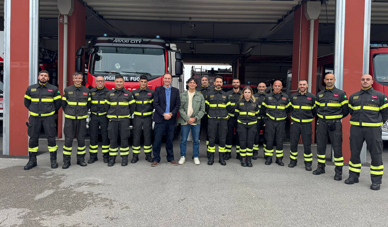 Il Comando dei vigili del fuoco di Fermo ha ospitato il corso di formazione per la gestione e comunicazione con persone affette da sordità