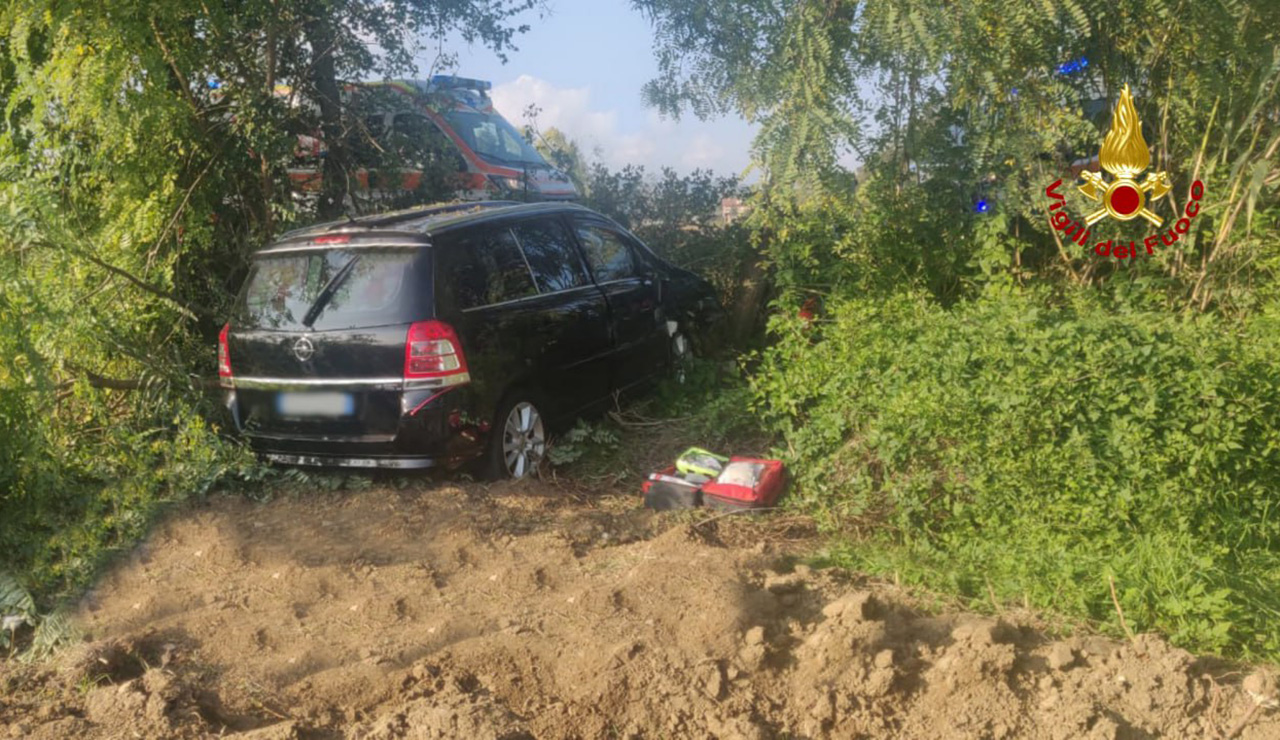 L'incidente a Montecosaro, l'auto