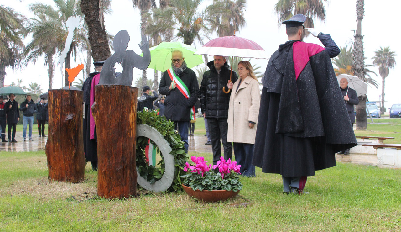 Civitanova Marche, cerimonia di commemorazione per l'agente Calogero Zucchetto, ucciso dalla mafia nel 1982 