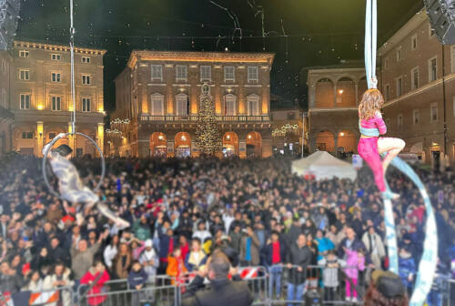 Macerata, Capodanno in piazza della Libertà con special guest Marco Melandri