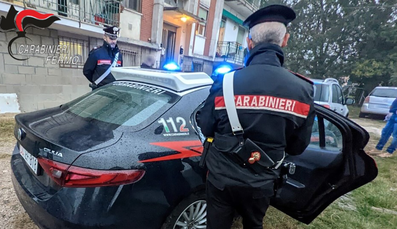 Pedaso, minacce e aggressioni ai genitori per ottenere soldi per il gioco: denunciato 26enne