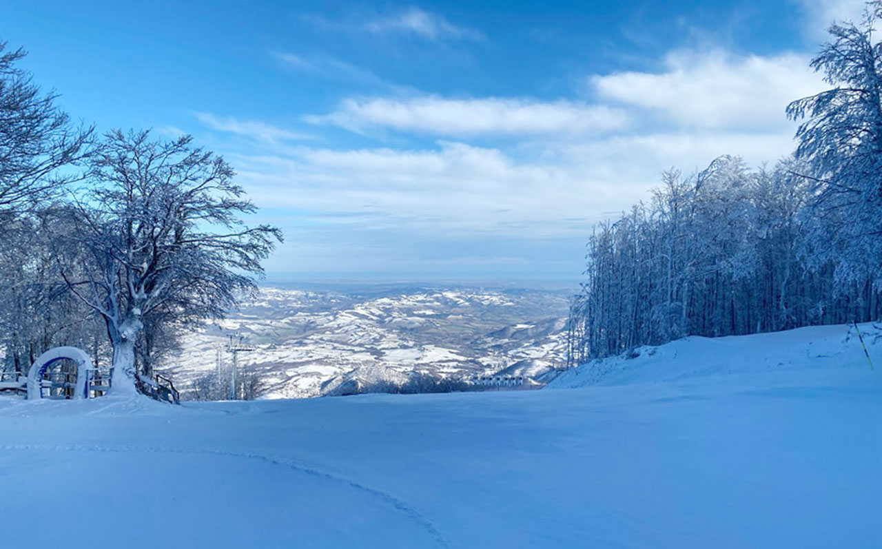 Monte Catria, neve