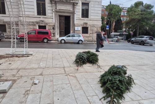 Maltempo nelle Marche, raffiche e mareggiate sulla costa. Passerini dell’Univpm: «Natale con freddo, neve e vento»