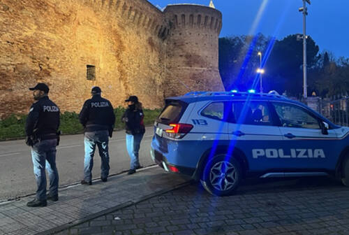 Jesi: ruba una bottiglia di shampoo ma viene colta sul fatto. Denunciata una ragazza 