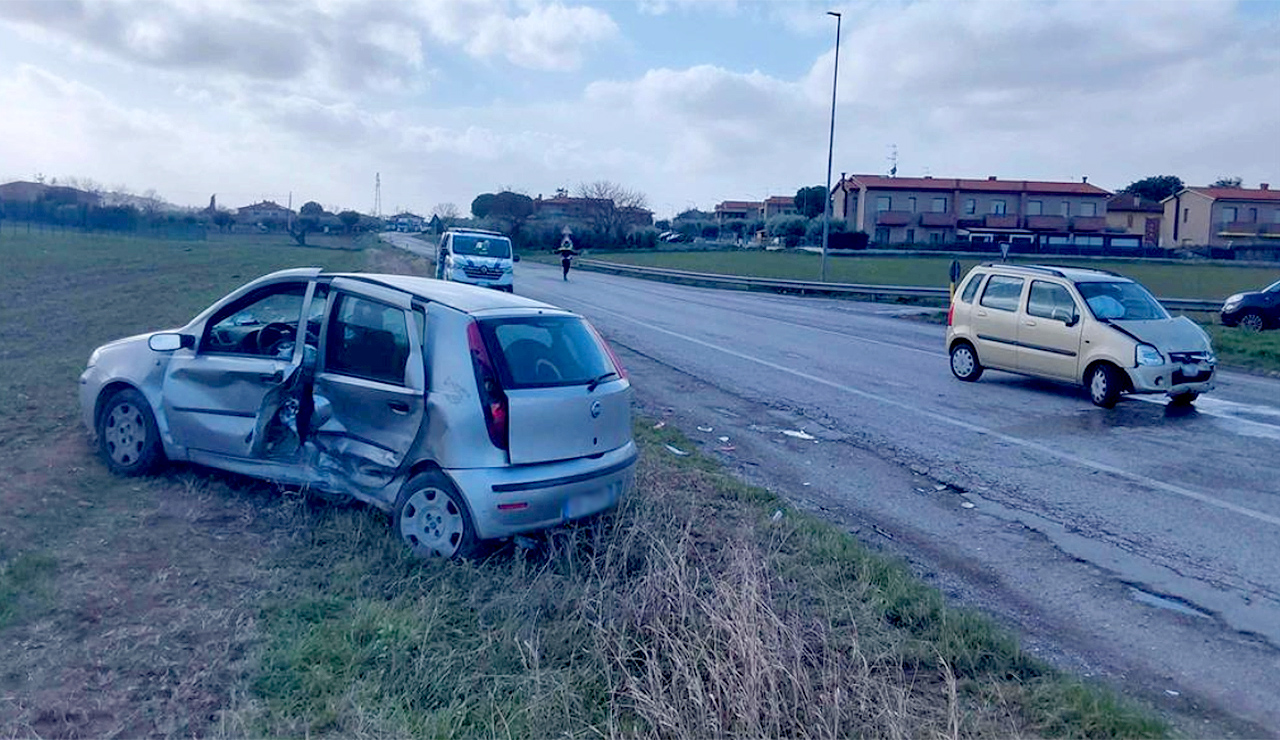 Incidente all'incrocio di borgo Catena, a Senigallia