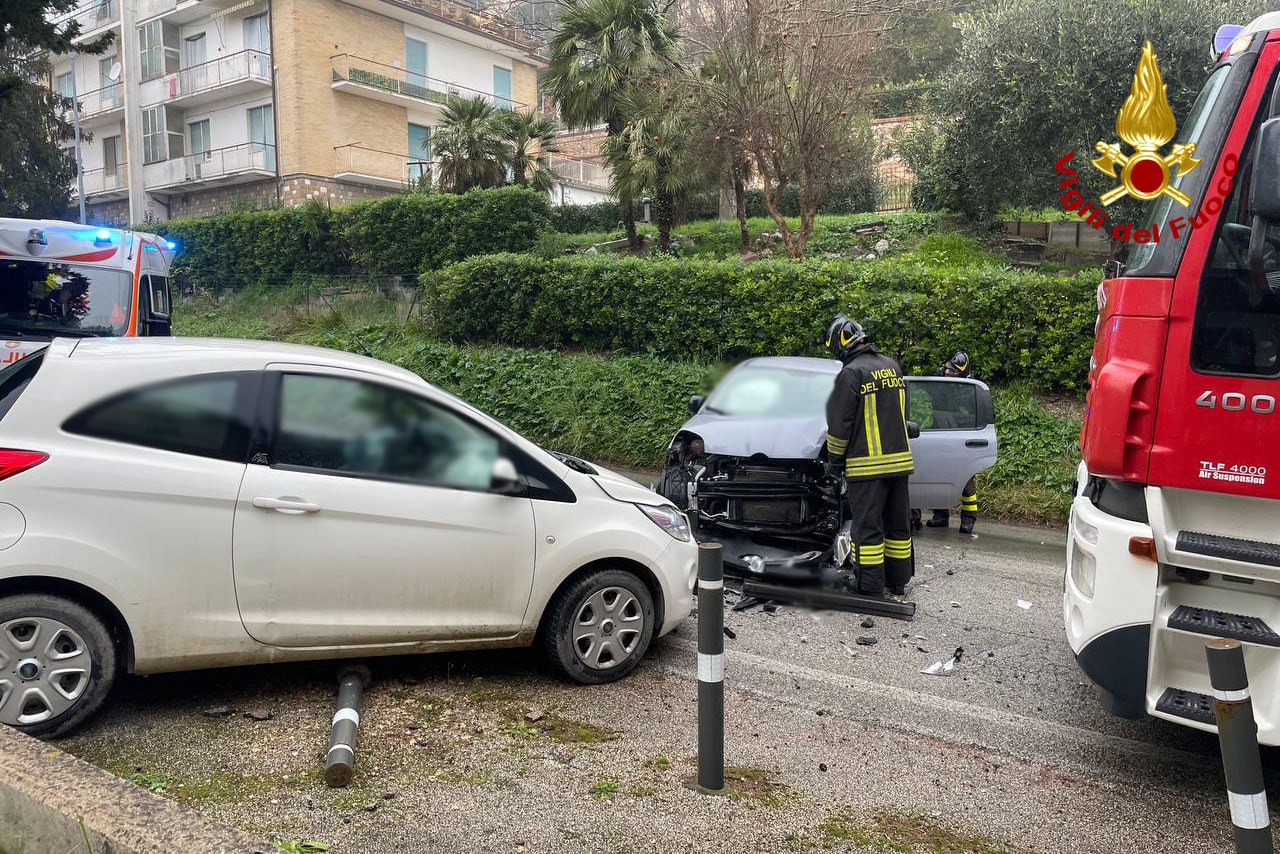 L'incidente stradale in via Beato Placido a Recanati