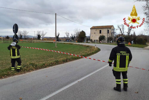 Jesi, i lavori di scavo provocano una fuga di gas in via Piandelmedico: 18 famiglie senza gas per 3 ore