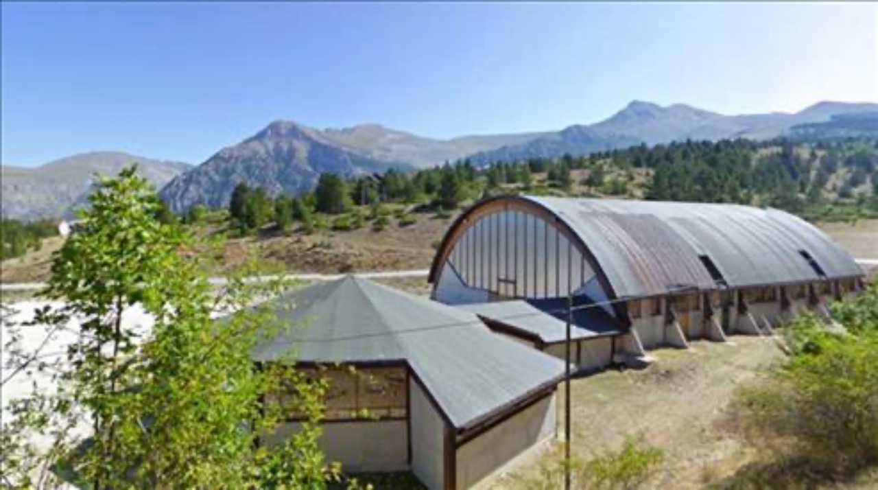 ex palestra con palazzetto dello sport