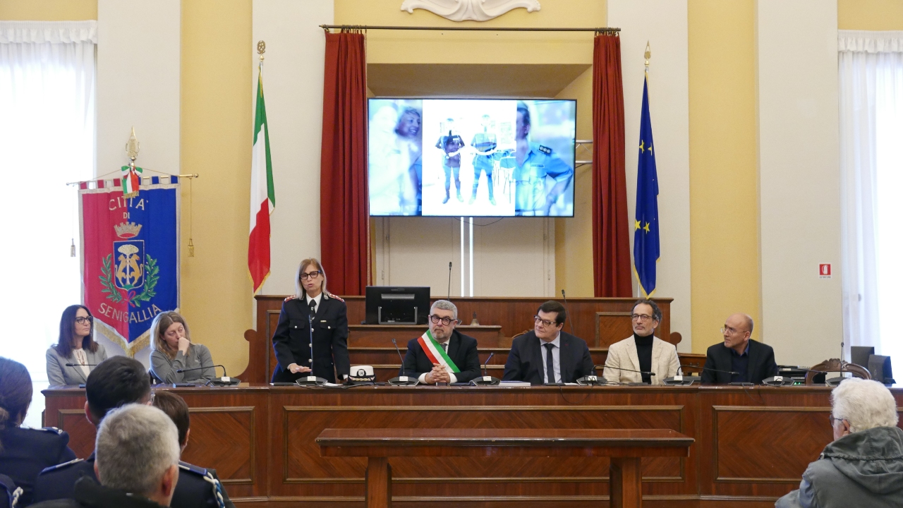 Il resoconto delle attività 2024 della polizia locale a Senigallia da parte della comandante Barbara Assanti