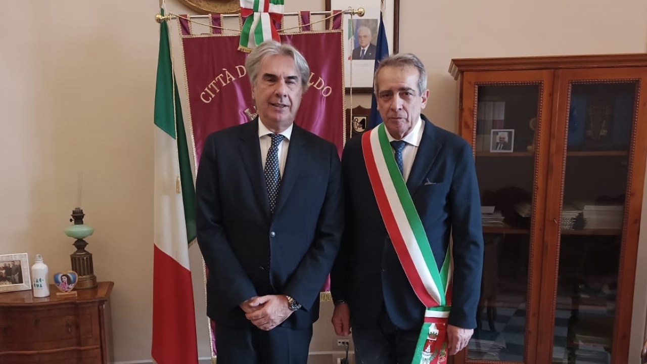 L'incontro del prefetto di Ancona Maurizio Valiante con il sindaco di Corinaldo Gianni Aloisi